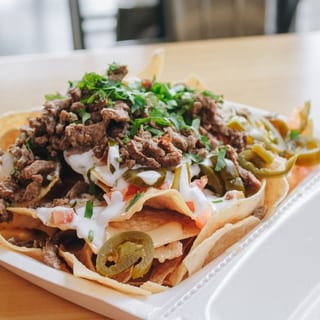 Nachos queso + meat